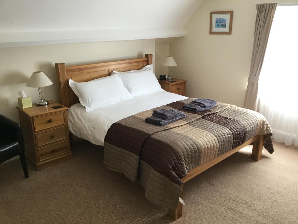 Guest house The Whalebone Arch