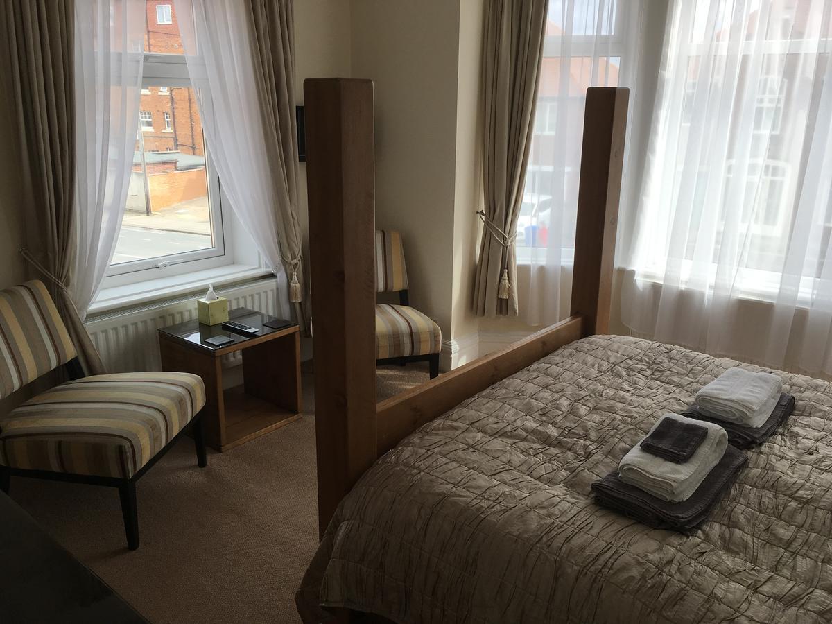 The Whalebone Arch Guest house 3*